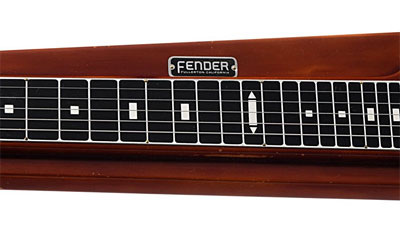 Fender Deluxe board and logo