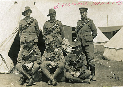 Wal and army mates 17 August 1917