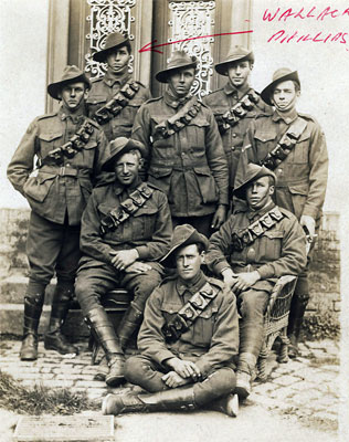 Wal and army mates19 June 1918